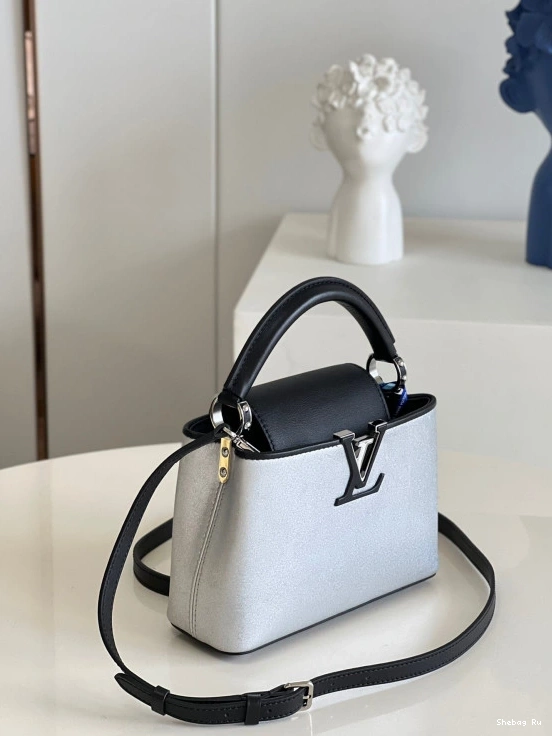 MINI CAPUCINES LOUIS VUITTON 0809